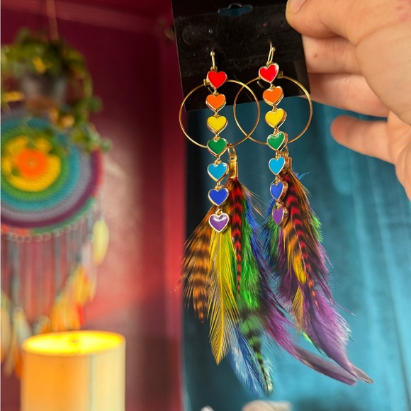 CUSTOM FEATHER EARRINGS - Picture 6 of 16